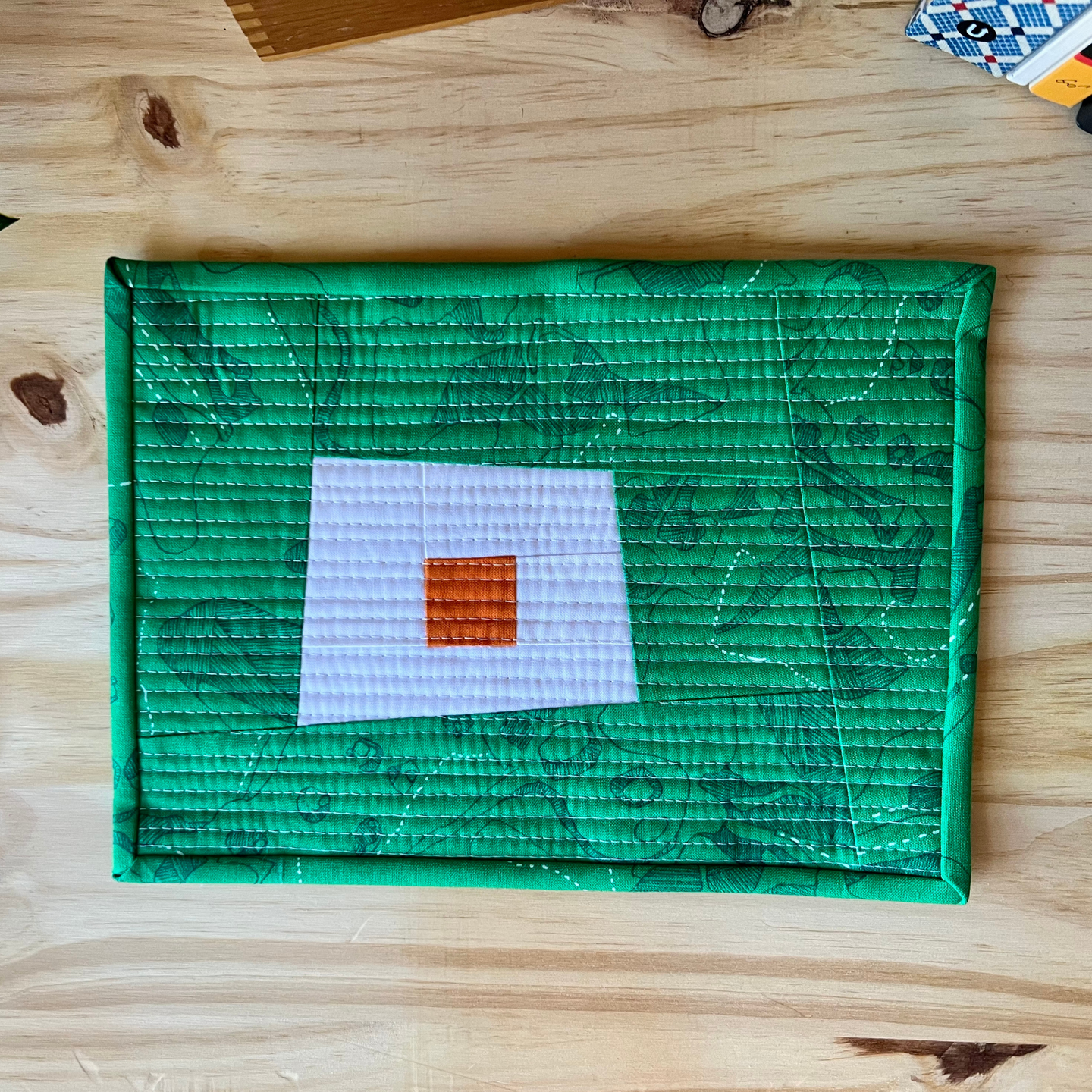 Green Eggie Mug Rug